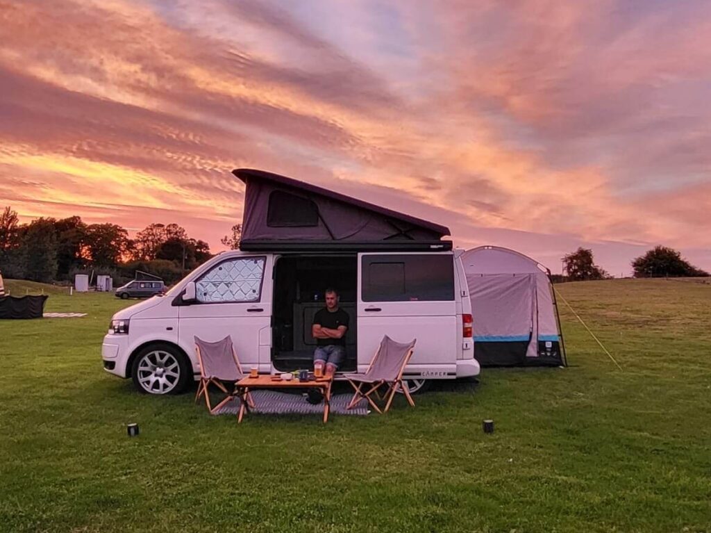 campervan-campsite-sunset
